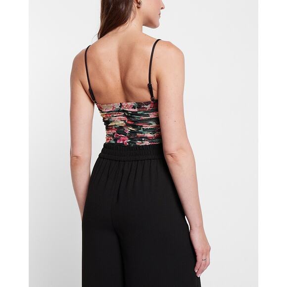 Express Floral Cropped Cami - Picture 8 of 8